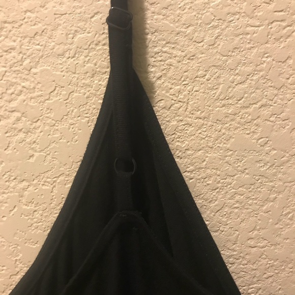 Black cotton criss cross romper - Picture 4 of 5